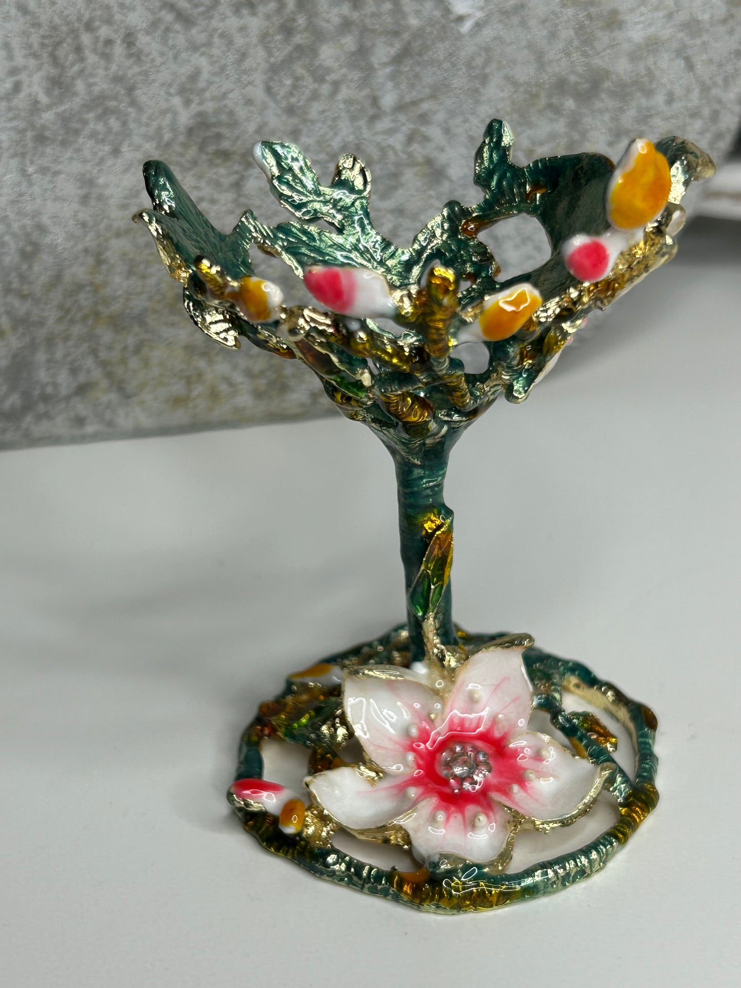 Enamel Tree sphere holder with flowers